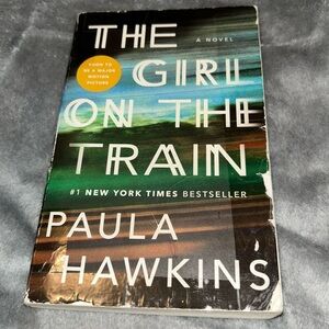 The Girl on the Train by Paula Hawkins, Paperback, 2015